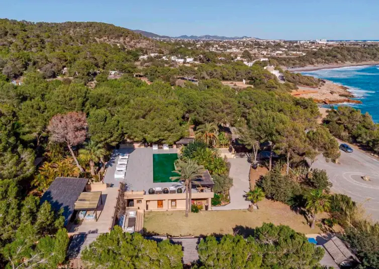 group villa rental